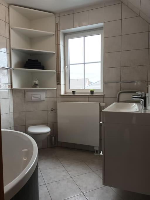 Ferienwohnung Fischer Mit E-Ladestation Direkt Am Haus Шварценберг Екстериор снимка